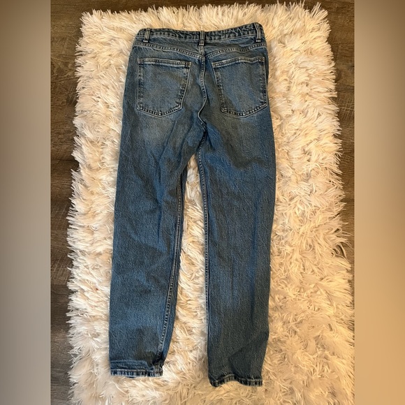 ZARA mom high rise jeans no rips - Picture 4 of 4